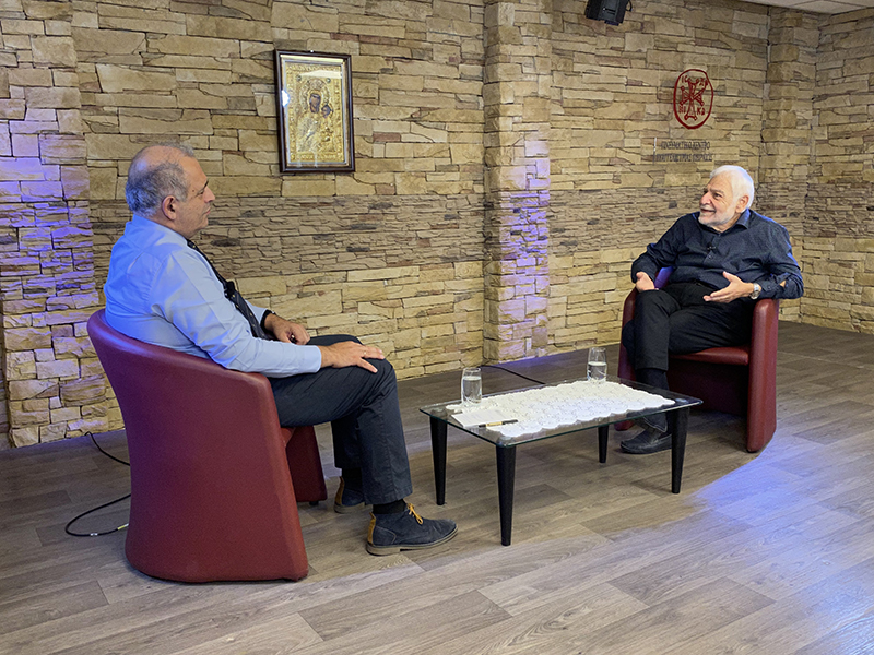 «Τεχνητή νοημοσύνη:  Ένα εργαλείο στην υπηρεσία του ανθρώπου και των αναγκών του» (Ηλίας Λιαμής – Σέργιος Θεοδωρίδης)