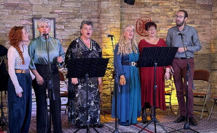 «ΕΝΟΡΙΑ εν δράσει 2025»: «Μελωδίες που χάραξαν εποχές» με το Τμήμα Φωνητικής της Μουσικής Σχολής Καμινίων «ΜΕΛΩΔΙΑ»