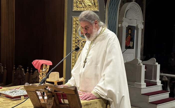 π. Μάρκελλος Καμπάνης: Ο Χριστός μας αγκαλιάζει και μας αγαπάει όπως είμαστε