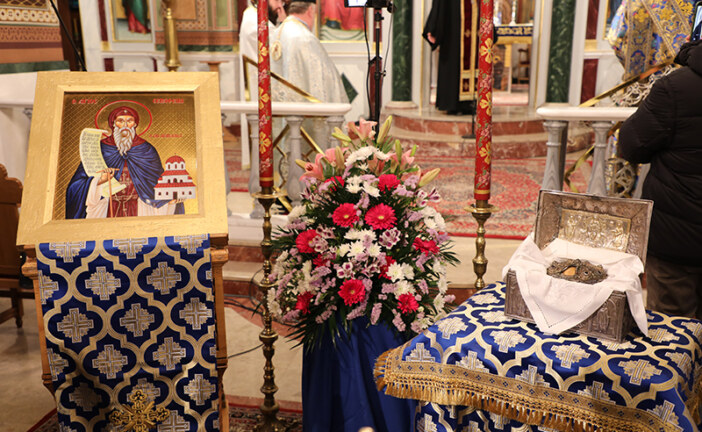 Ο Πειραιάς υποδέχτηκε την Τιμία Κάρα του Οσίου Σεραφείμ του Δομβοΐτου στην Ευαγγελίστρια